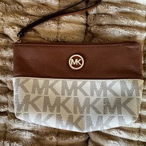 Michael Kors Signature Brown and Cream Wristlet Wallet Pouch